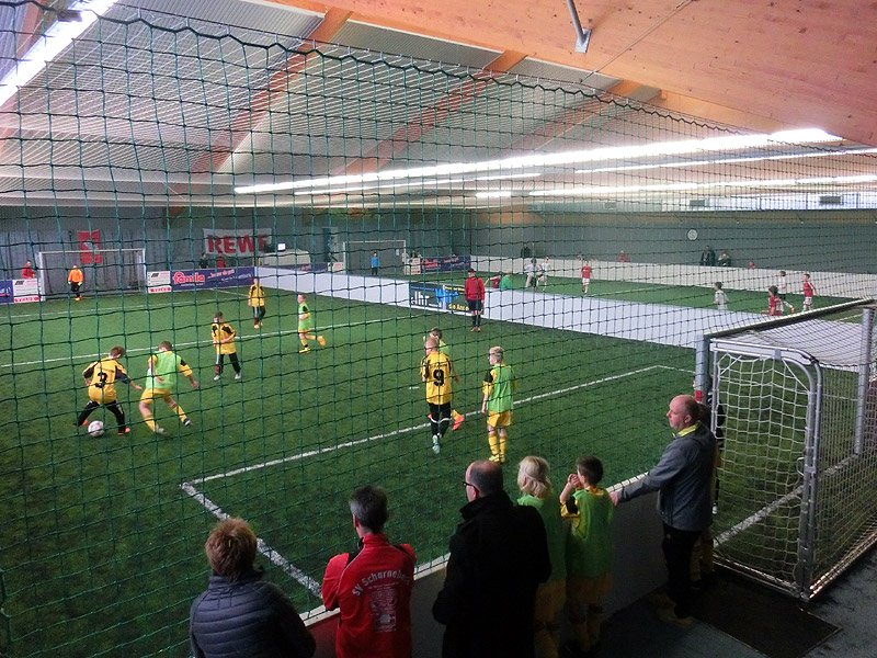 Soccerhalle mit zwei Spielfeldern